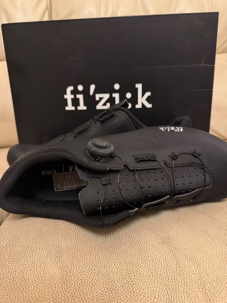 fi’zi:k Vento Omna Road Cycling Shoe