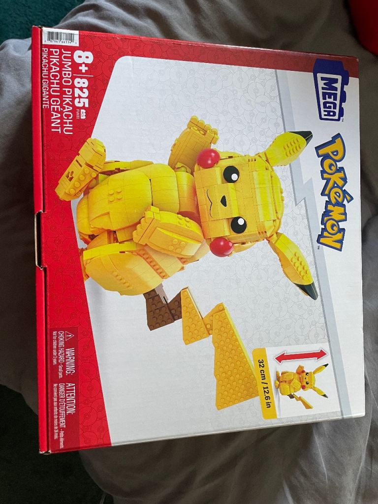 MEGA Construx Jumbo Pikachu (825 pieces)