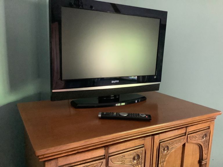 TV Sanyo 26 inch with freeview