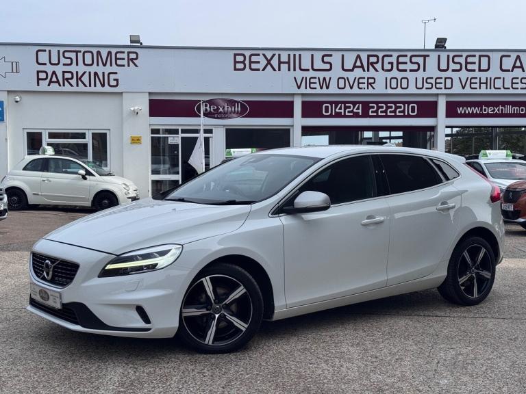 2016 Volvo V40 D2 [120] R DESIGN Nav Plus 5dr HATCHBACK DIESEL Manual