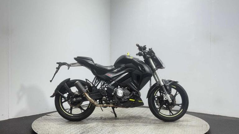 Keeway RKF 125 2022 PROJECT 125CC LEARNER BIKE SPARES OR REPAIR