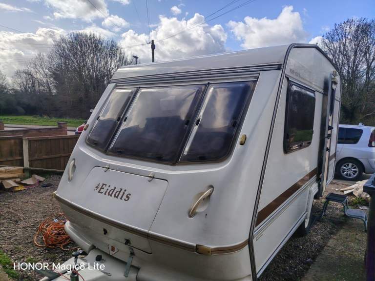 Elddis wisp 400/2 Lovely looked after 2birth caravan with full awning