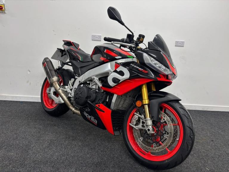 APRILAI TUONO V4 1100 FACTORY ** LONG MOT - AKRA CAN - READY TO RIDE AWAY **