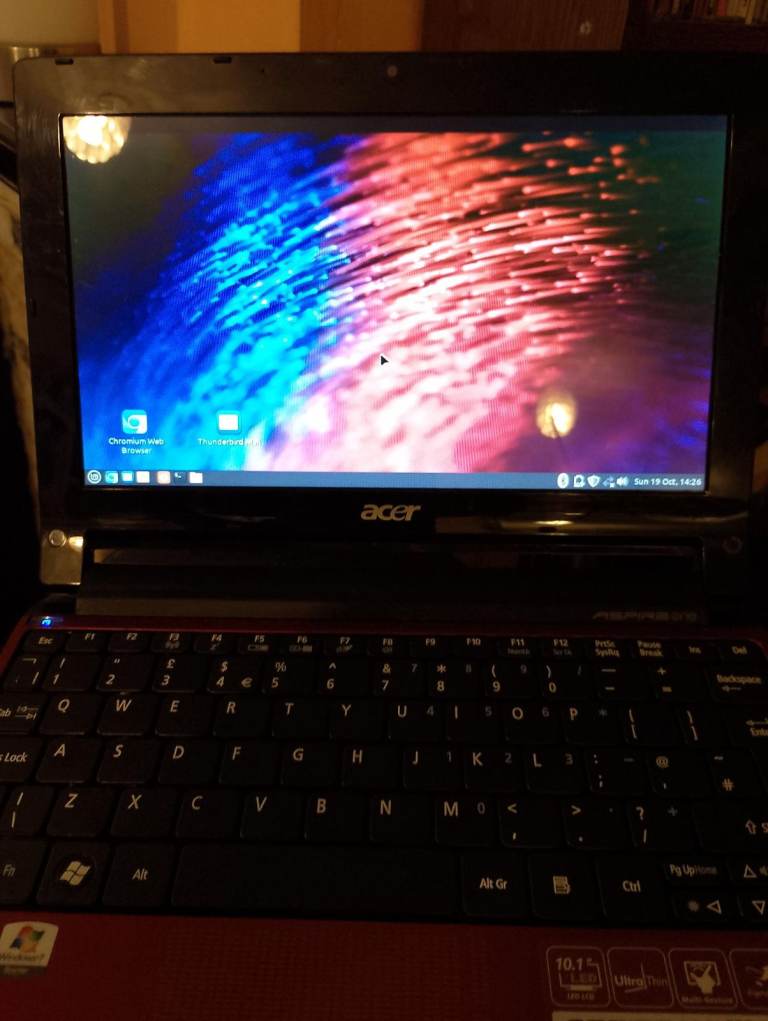 Acer Aspire One 533 Netbook 10.1 Laptop