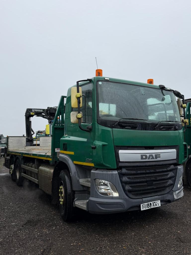 2016 DAF CF 75.330 26T WITH HMF 1430 CRANE