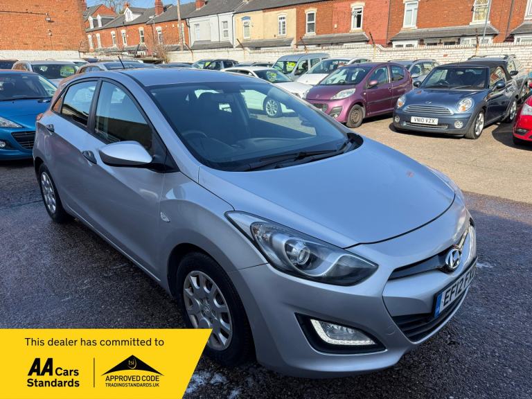 HYUNDAI I30 1.4 Classic 2012