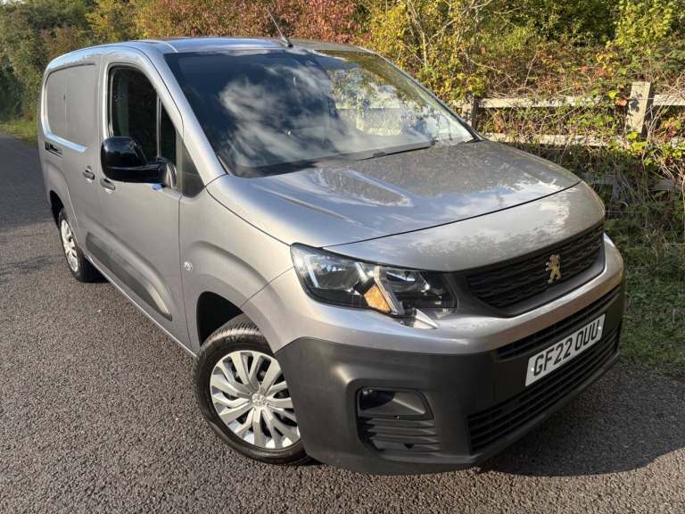 2022 Peugeot Partner 1.5 BlueHDi 950 Professional Premium Long Panel Van LWB Euro 6 6dr PANEL VAN...