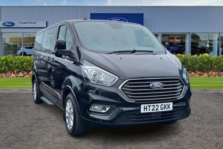 2022 Ford Tourneo Custom 2.0 EcoBlue 130ps Low Roof 8 Seater Titanium MPV DIESEL Manual