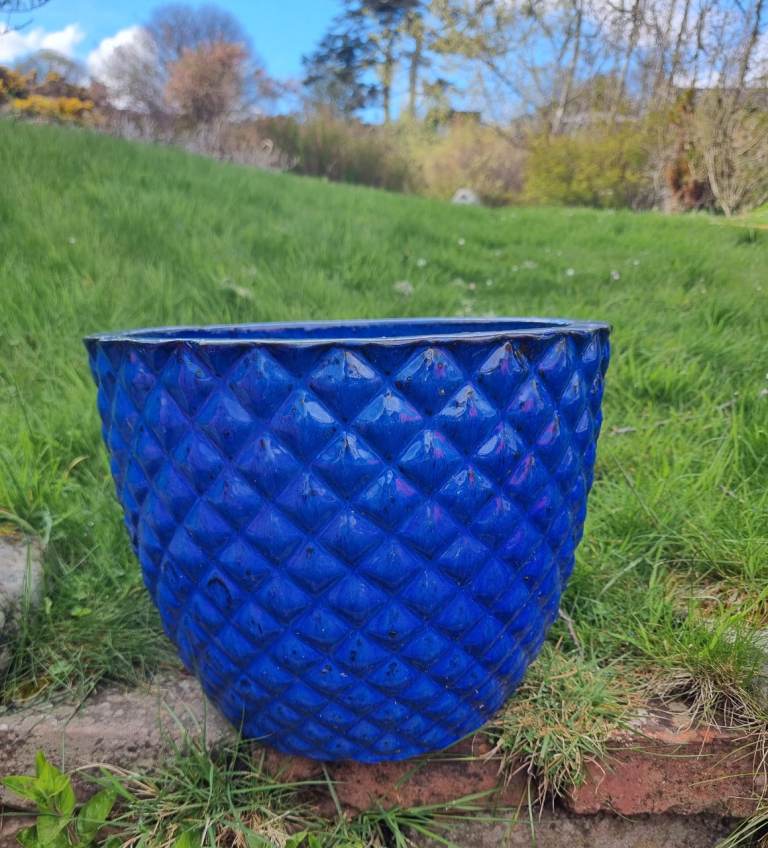 Large garden planter ( pending)