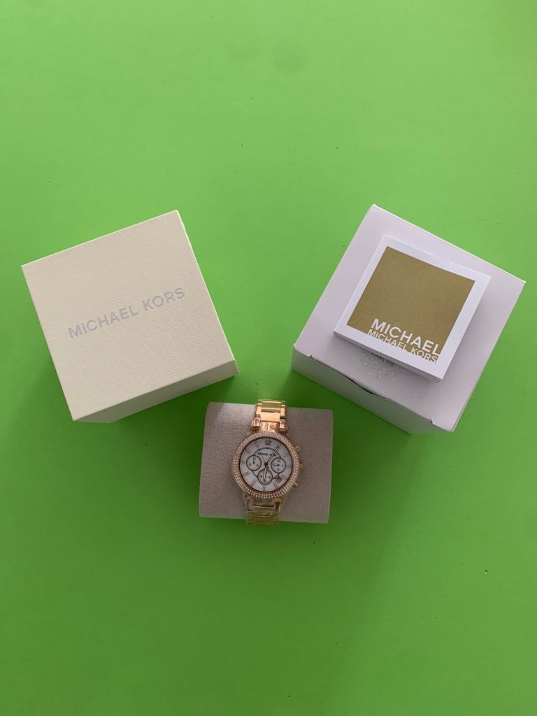 MK 5491 — Michael Kors Gold Tone Watch with Crystal Embellishments – As Good As New