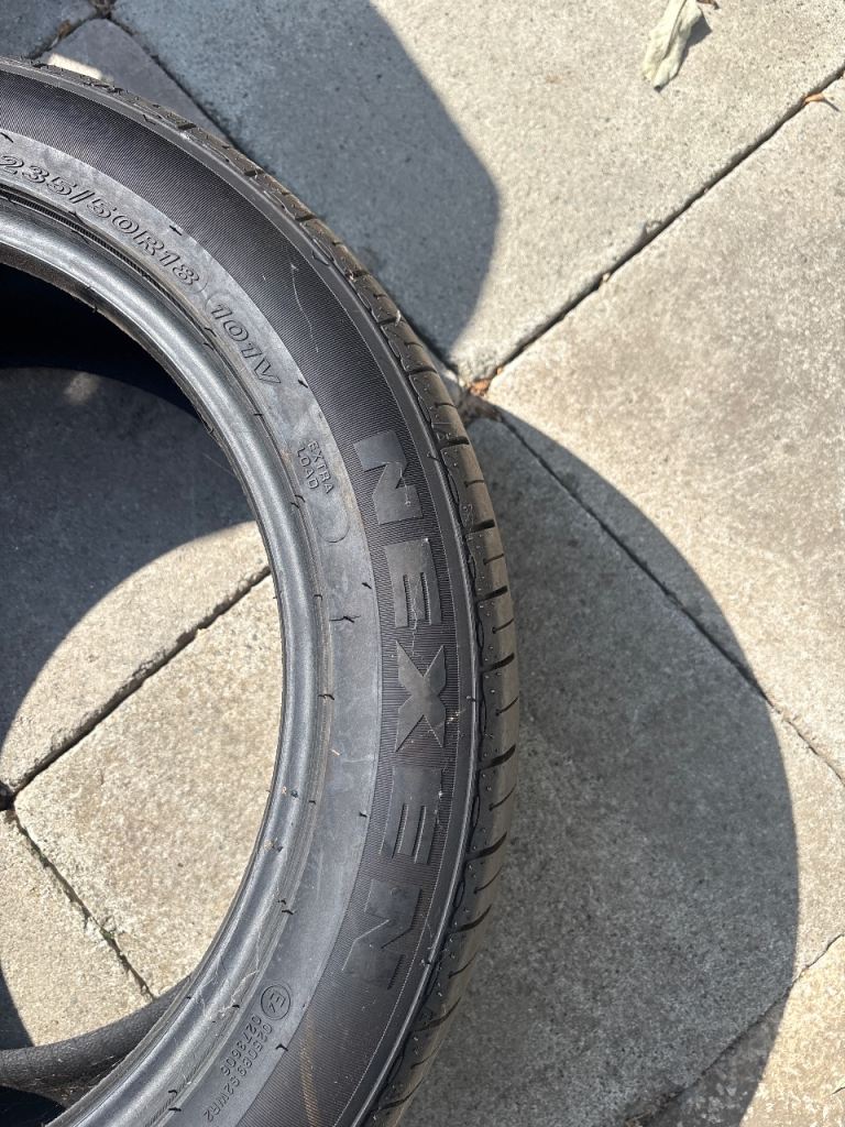 Tyre 235/50/18 101v