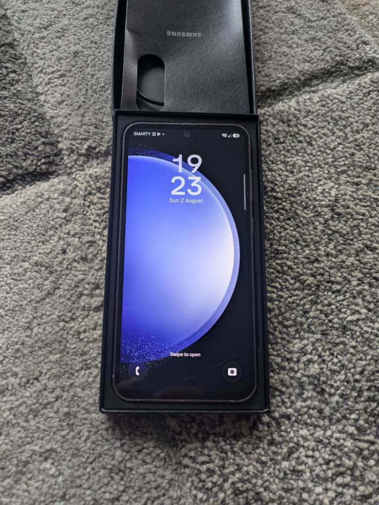 Samsung Galaxy s23 Fe unlocked 