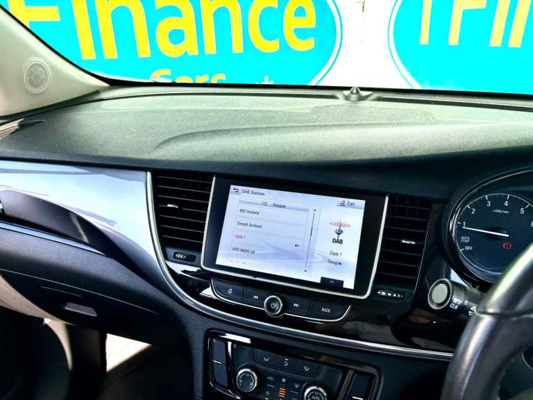 CAN'T GET CREDIT? CALL US! Vauxhall Mokka X 1.4i Design Nav ecoTEC - £149 DEPOSIT, £60 PER WEEK