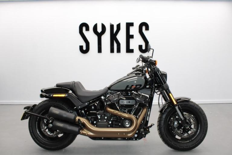 2024 Harley-Davidson FXFBS Softail Fat Bob 114 in Vivid Black, Just 25 MIles!
