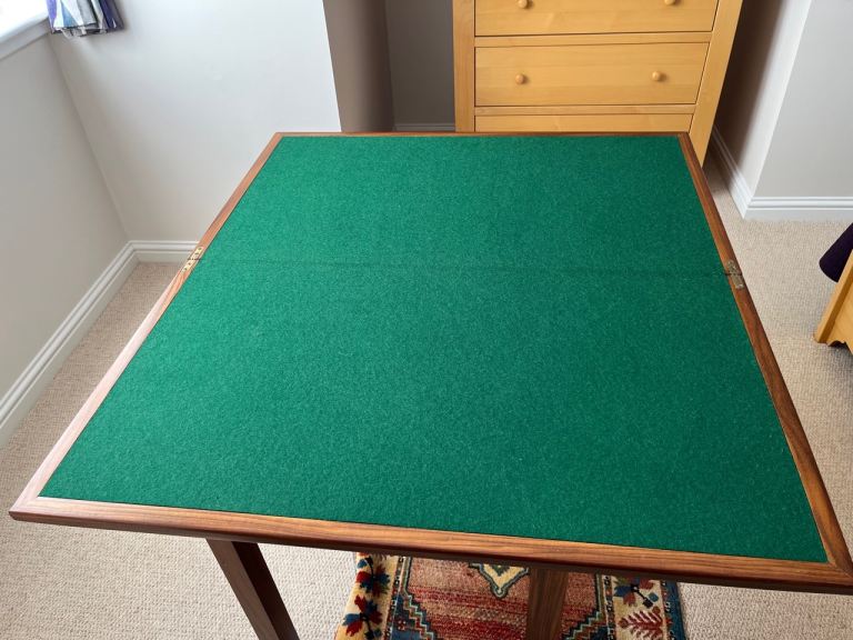 CARD AND MULTI USE TABLE