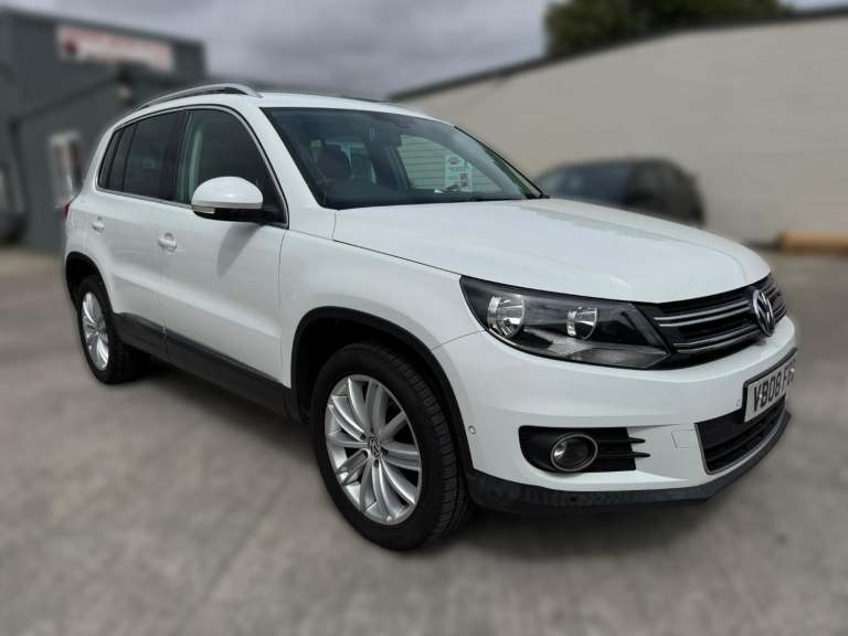 2015 Volkswagen Tiguan 2.0 TDi BlueMotion Tech Match 5dr DSG ESTATE DIESEL Automatic