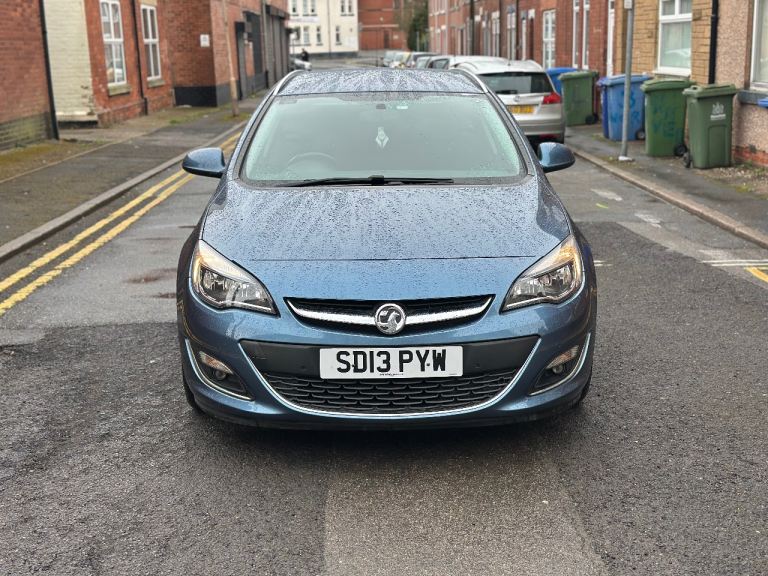 Vauxhall Astra , year 2013 