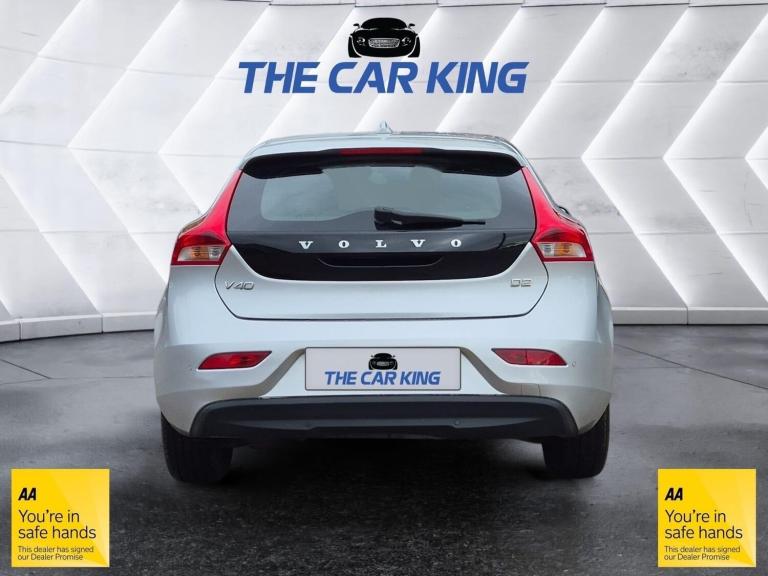 2018 Volvo V40 2.0 D2 Momentum Nav Plus Euro 6 (s/s) 5dr HATCHBACK Diesel Manual