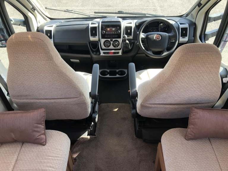 2016 AUTO-TRAIL COMANCHE FRONTIER 4 BERTH MOTORHOME