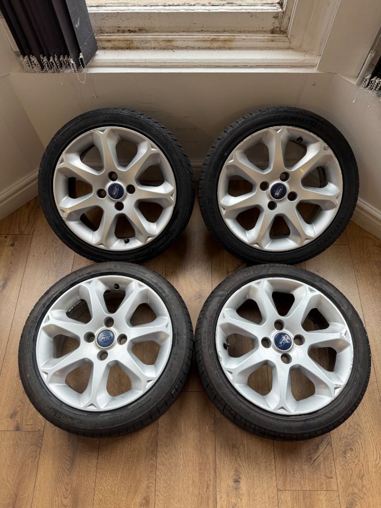 Ford Fiesta Titanium Mk7 16” Alloy Wheel Genuine Ford 7 Spoke +tyre