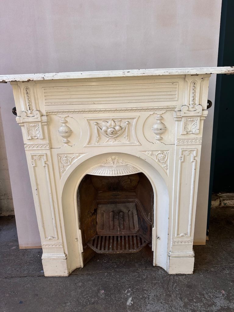 Cast iron fire place and mantle great condition just needs a tidy up 