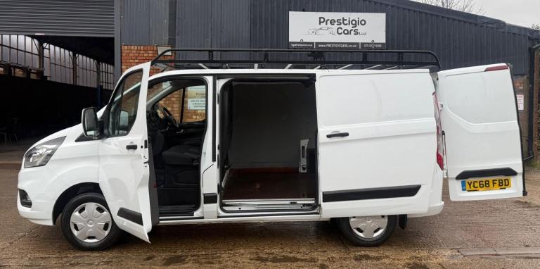 2018 Ford Transit Custom 2.0 300 EcoBlue Trend L1 H1 Euro 6 5dr Diesel
