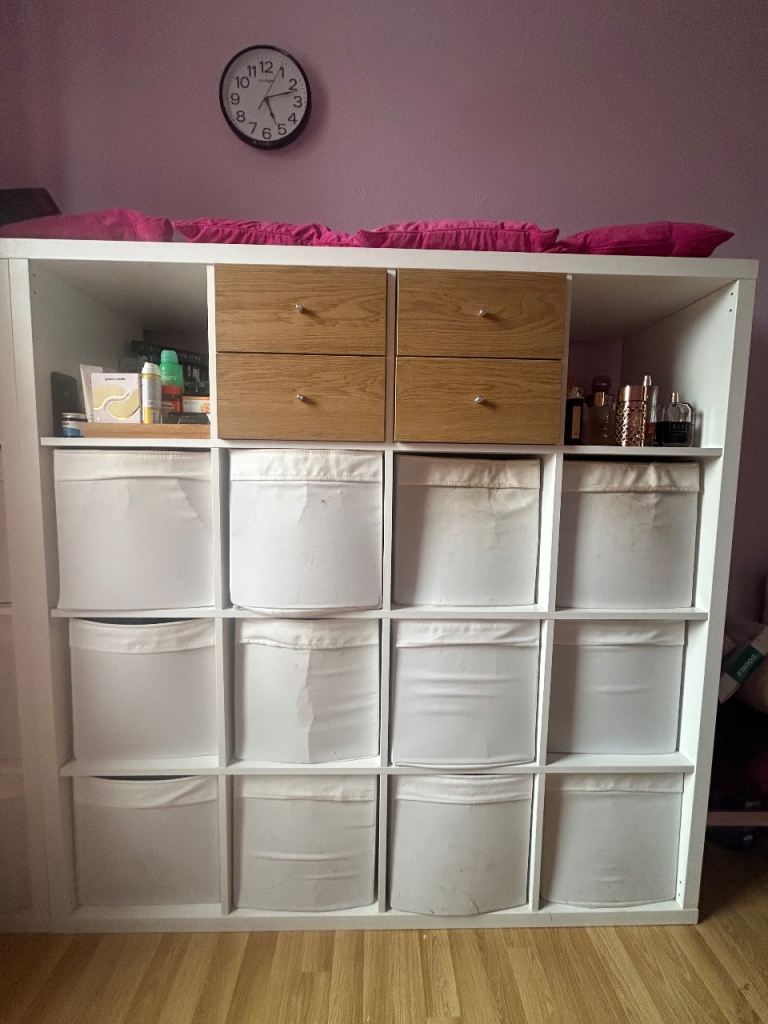 Storage drawers 