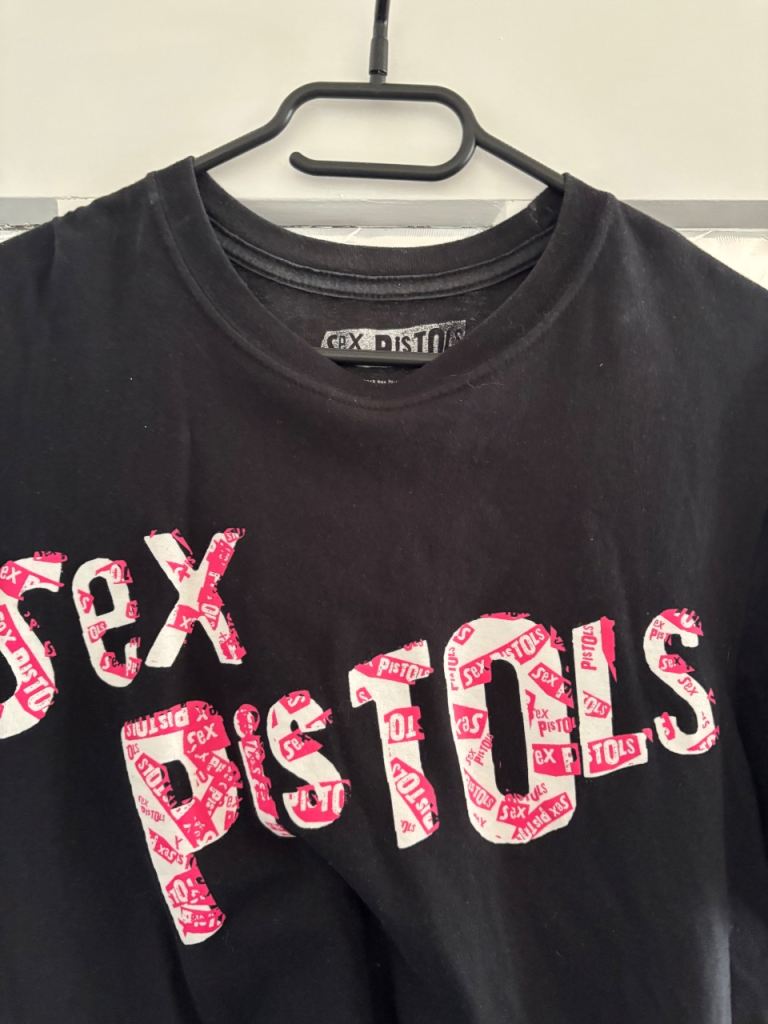 Sex Pistols Black T-Shirt – Good Condition