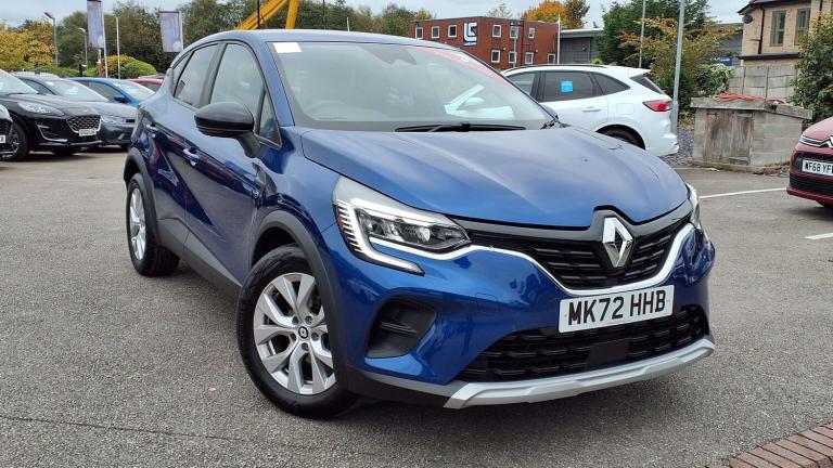 image for 2022 Renault Captur 1.0 TCE 90 Iconic Edition 5dr Hatchback Petrol Manual