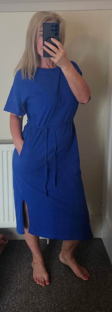 Lovely midi dress with pockets 😍, by Nutmeg, size 10.