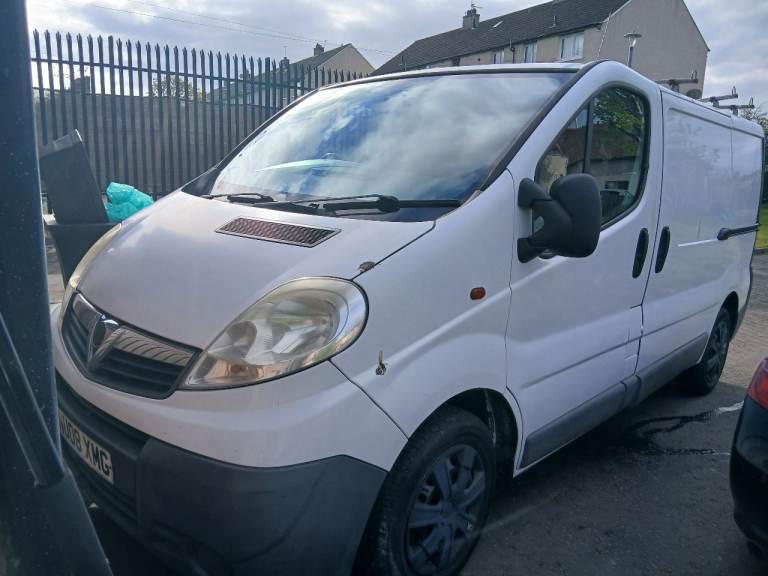 VAUXHALL VIVARO 2700 CDTI SWB LONG MOT LOW MILEAGE STARTS AND DRIVES NEEDS REPAIR