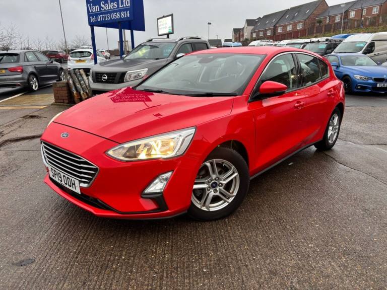 2019 Ford Focus 1.0T EcoBoost Zetec Hatchback 5dr Petrol Manual Euro 6 (s/s) (100 ps) Hatchback P...