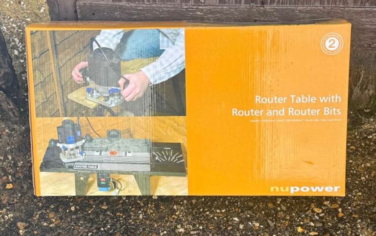 Router table with router and router bits