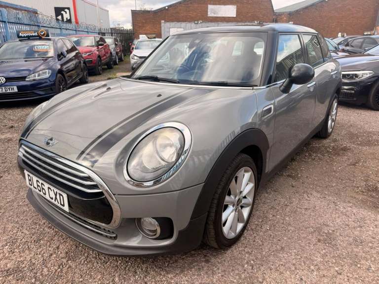 MINI Clubman 1.5 Cooper Euro 6 (s/s) 6dr Petrol Manual