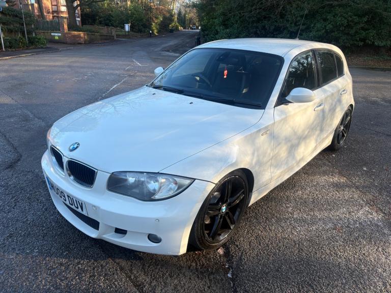 BMW 1 SERIES 118D M SPORT £35 TAX A/C HEATED SEATS WHITE LEATHERS BLUETOOTH 5DR 