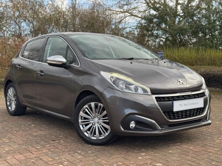2018 Peugeot 208 1.2 PureTech Allure Euro 6 (s/s) 5dr HATCHBACK Petrol Manual