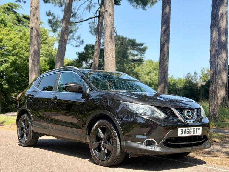 NISSAN QASHQAI 1.2 DIG-T N-Vision 2WD Euro 6 (s/s) 5dr 2016