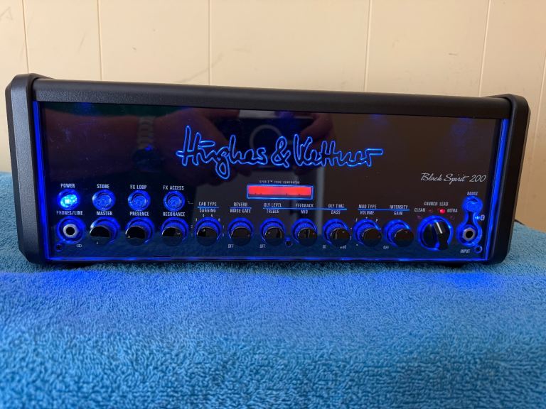 Hughes & Kettner Black Spirit 200 head