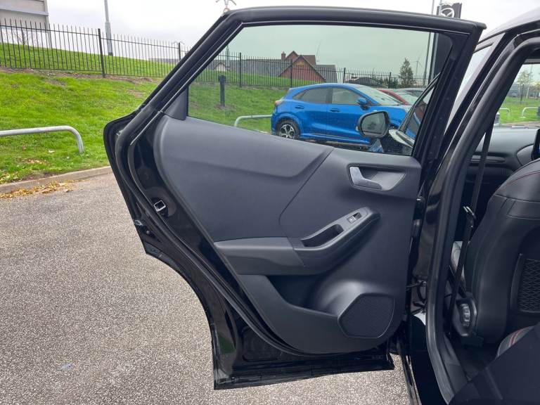 2022 Ford Puma 1.0 EcoBoost Hybrid mHEV ST-Line X 5dr Hatchback PETROL Manual