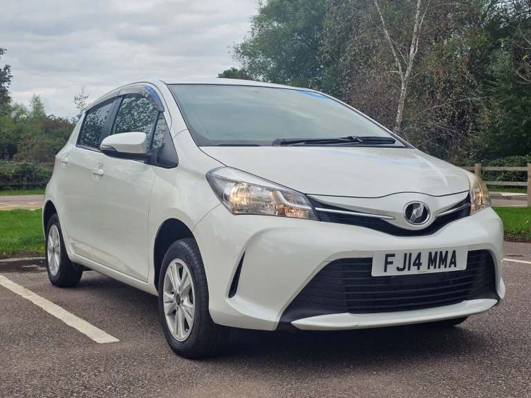 2014 Toyota Vitz Jewela 1.3L Automatic CVT 4WD Hatchback Petrol Automatic