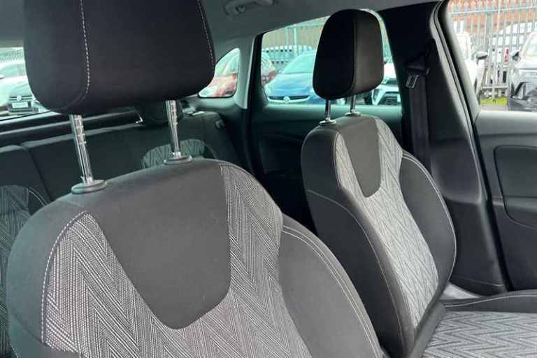 2021 Vauxhall Crossland X 1.2T [110] Griffin 5dr [6 Spd] [Start Stop] HATCHBACK PETROL Manual