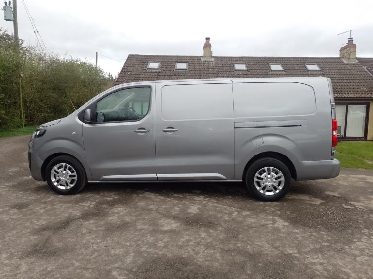 2019 Vauxhall Vivaro 2900 1.5d 100PS Sportive H1 Van PANEL VAN Diesel Manual