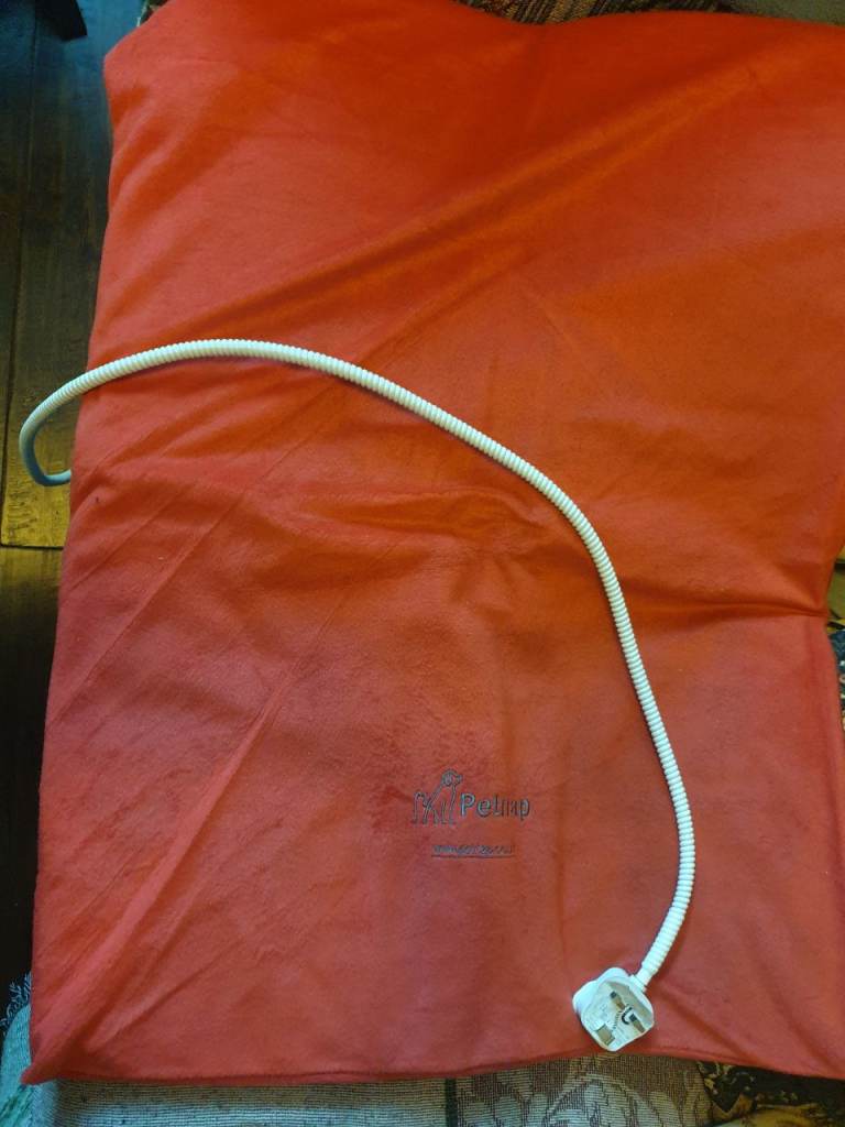 Petnap Pet Warming mat, Giant Size, Excellent Condition, dogs, cats, whelping mat, arthritic pets