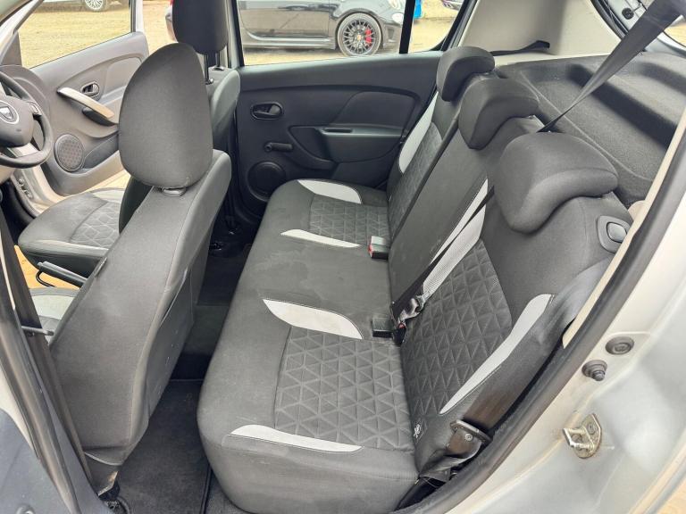 2016 Dacia Sandero Stepway 0.9 TCe Laureate Euro 6 (s/s) 5dr HATCHBACK Petrol Manual