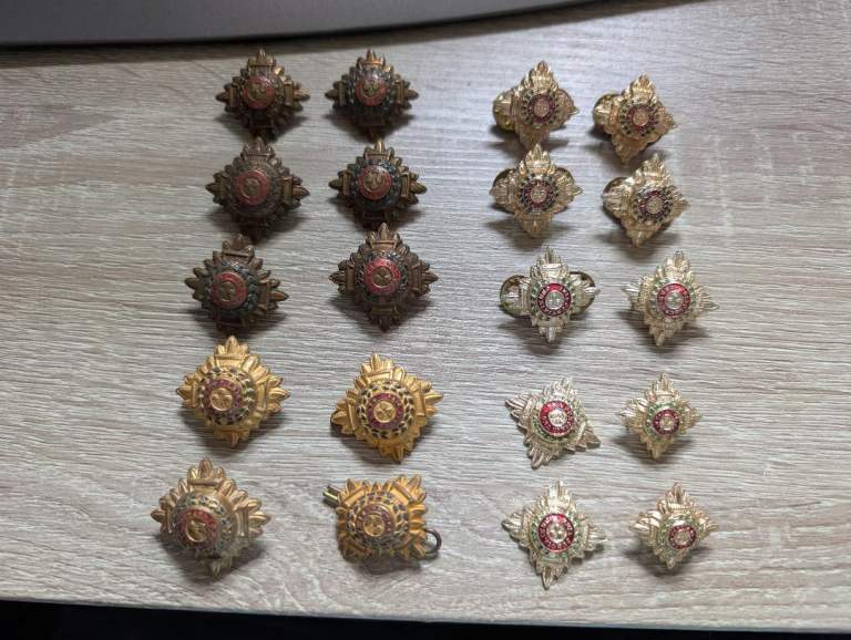 Job Lot British Army Officers Gold Anodised & Enamel Rank Pips Various Sizes