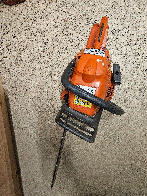 Husqvarna 236 Chainsaw – Good Condition, Orange