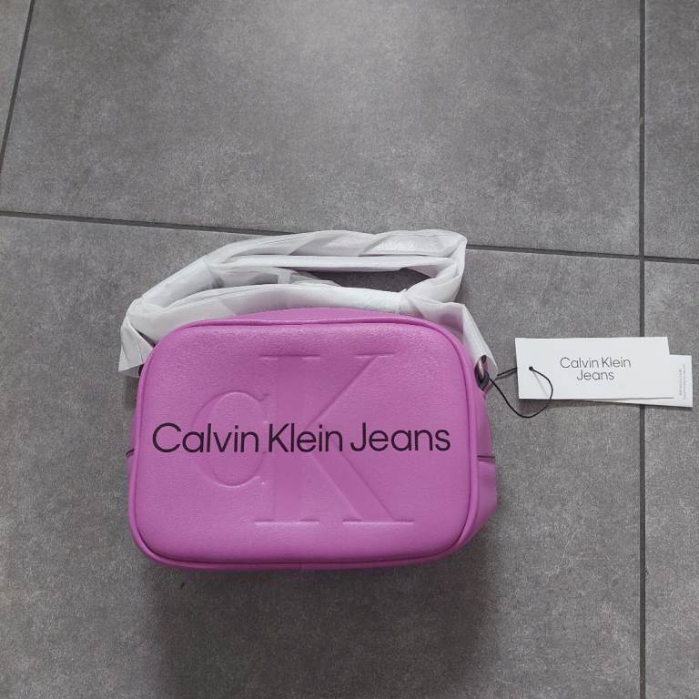 Calvin Klein Jeans Crossbody Bag – New, Purple