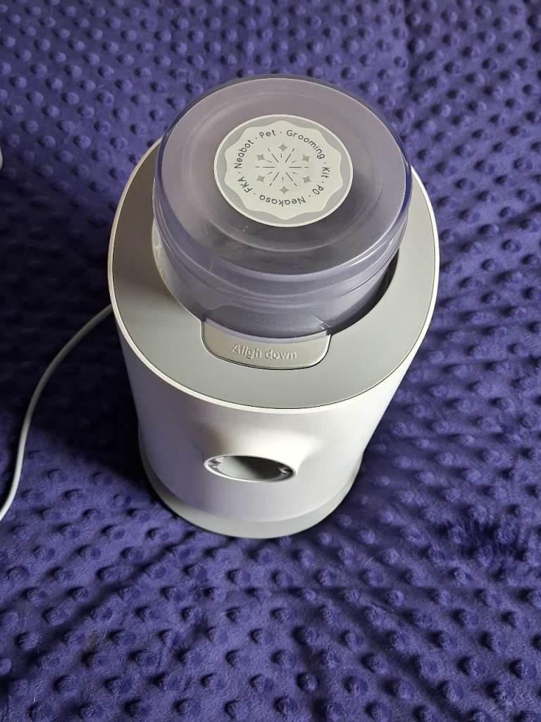 Neobot pet grooming kit