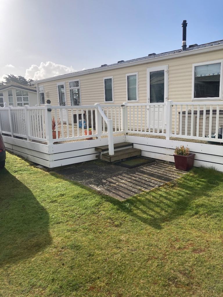 Caravan upvc fencing and decking Free