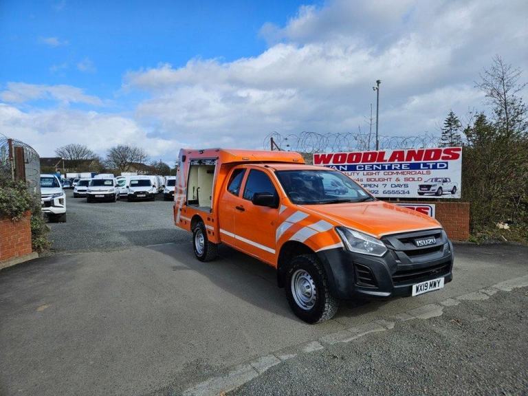 2019 ON 19 PLATE ISUZU D-MAX EXTRA CAB 163BHP 4X4 ULEZ FREE ZONE
